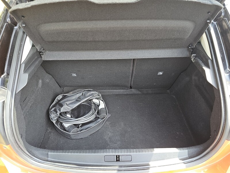 Vauxhall Elite Nav Hatchback 0.0 Automatic Electric