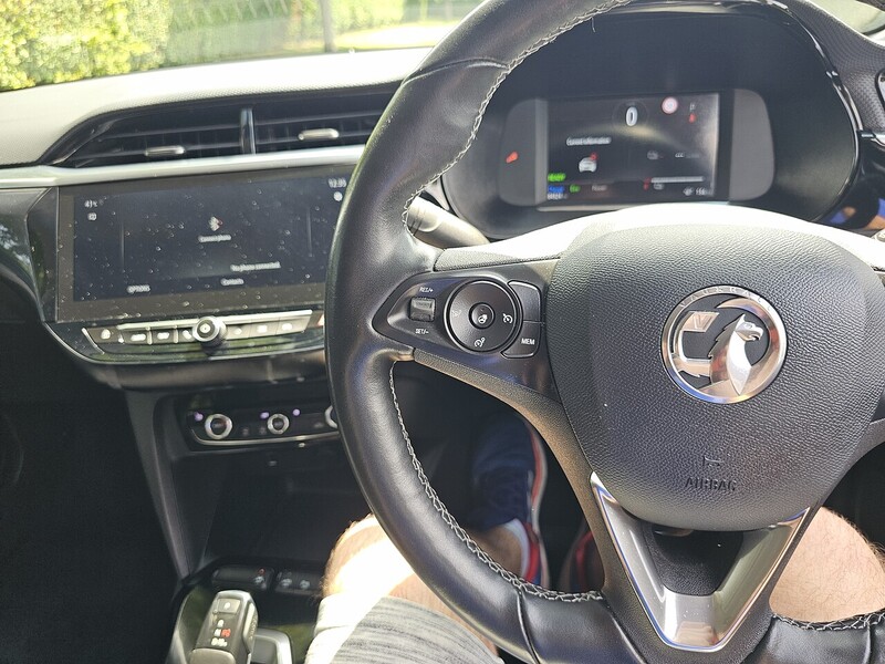Vauxhall Elite Nav Hatchback 0.0 Automatic Electric
