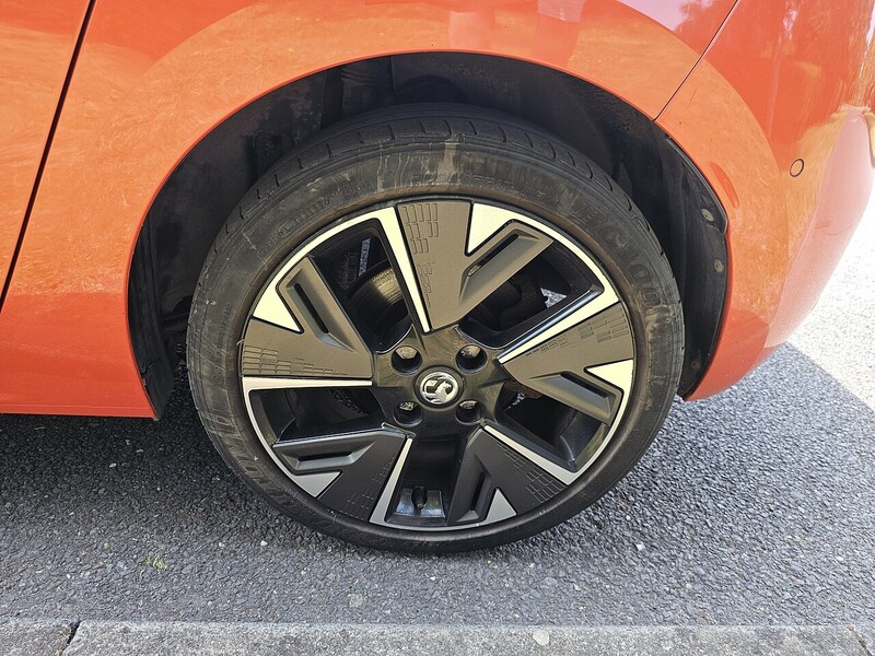 Vauxhall Elite Nav Hatchback 0.0 Automatic Electric