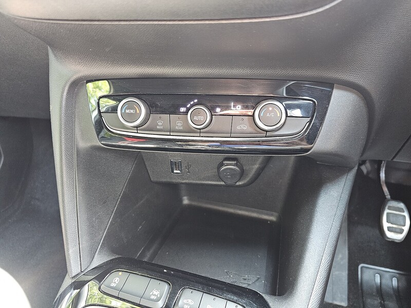 Vauxhall GS Hatchback 1.2 Manual Petrol