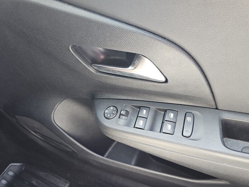 Vauxhall GS Hatchback 1.2 Manual Petrol