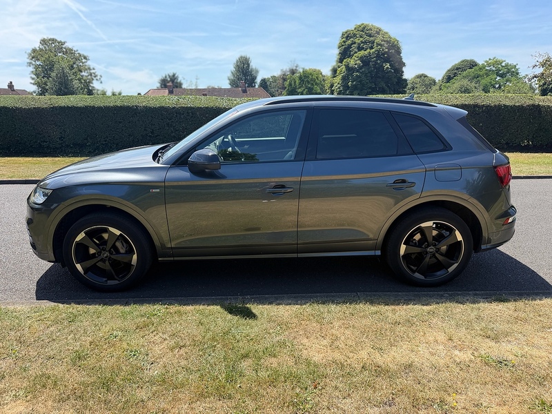 Audi TFSIe Black Edition SUV 2.0 Automatic Petrol Plug-in Hybrid
