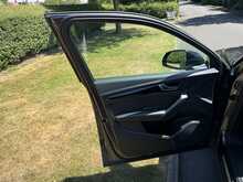 Audi Q5 TFSIe Black Edition 