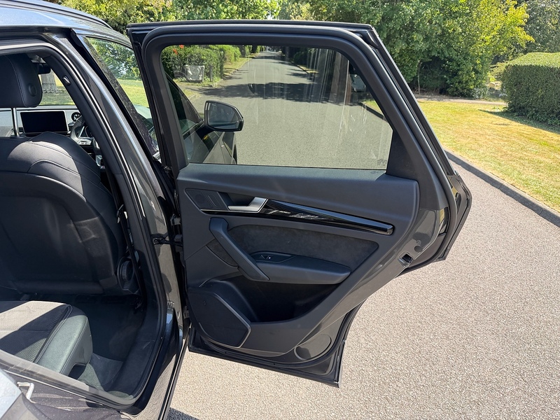 Audi TFSIe Black Edition SUV 2.0 Automatic Petrol Plug-in Hybrid