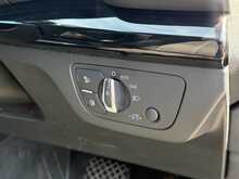 Audi Q5 TFSIe Black Edition 