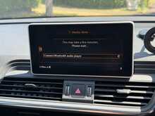Audi Q5 TFSIe Black Edition 