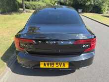 Volvo S90 D4 R-Design 