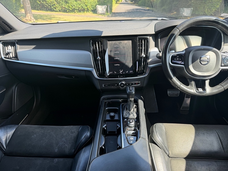 Volvo D4 R-Design Saloon 2.0 Automatic Diesel