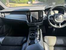 Volvo S90 D4 R-Design 