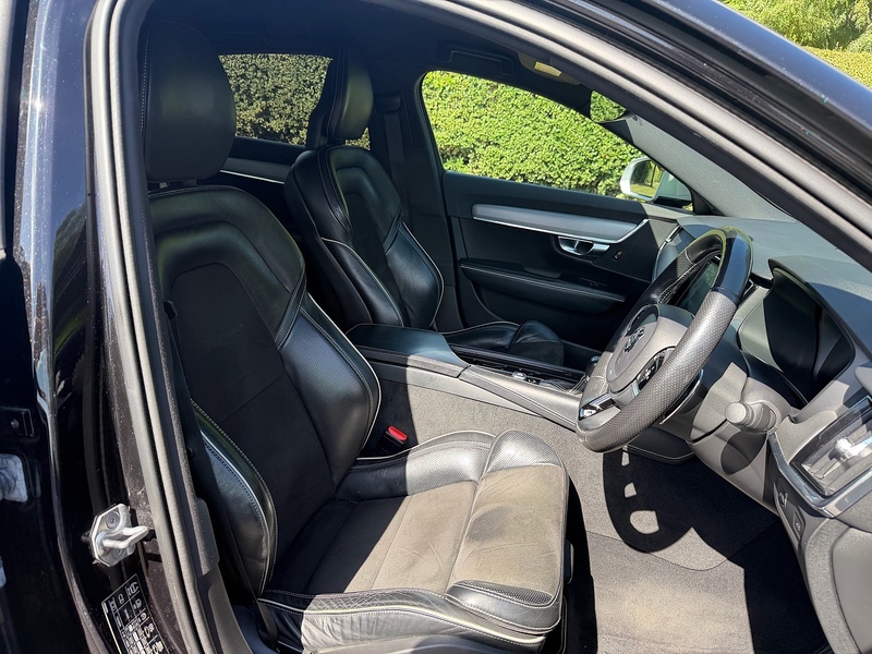 Volvo D4 R-Design Saloon 2.0 Automatic Diesel