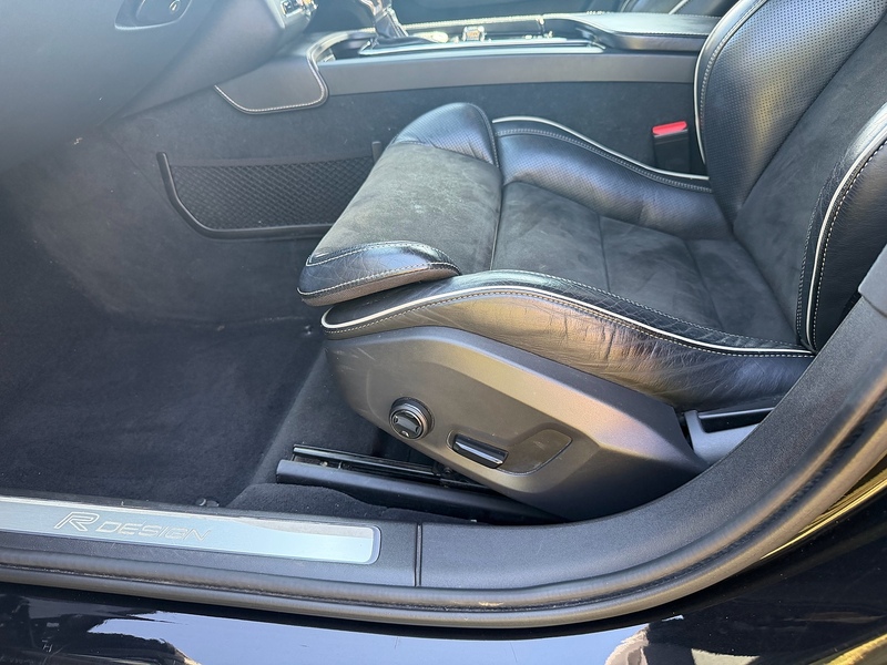 Volvo D4 R-Design Saloon 2.0 Automatic Diesel
