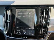 Volvo S90 D4 R-Design 