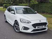 Ford Focus T EcoBoost ST-Line 