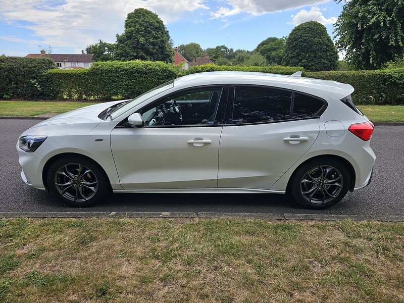 Ford T EcoBoost ST-Line Hatchback 1.0 Manual Petrol