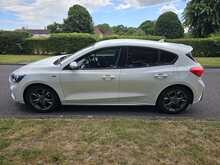 Ford Focus T EcoBoost ST-Line 