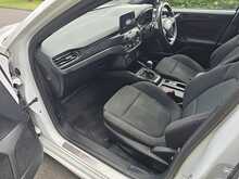 Ford Focus T EcoBoost ST-Line 