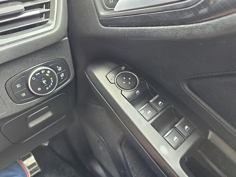 Ford T EcoBoost ST-Line Hatchback 1.0 Manual Petrol