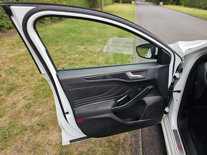 Ford T EcoBoost ST-Line Hatchback 1.0 Manual Petrol