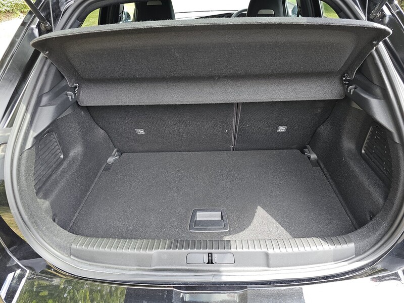 Vauxhall Ultimate SUV 0.0 Automatic Electric