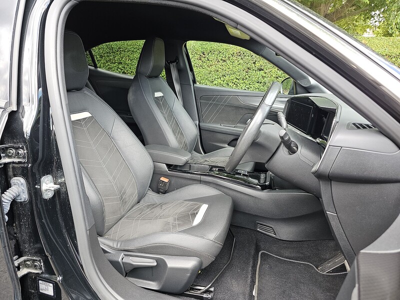 Vauxhall Ultimate SUV 0.0 Automatic Electric