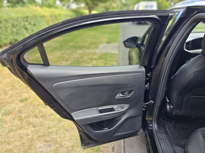 Vauxhall Ultimate SUV 0.0 Automatic Electric