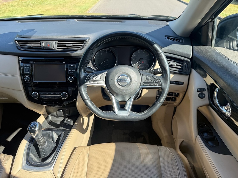 Nissan dCi Tekna SUV 1.7 Manual Diesel