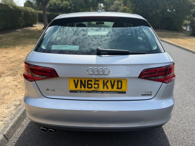 Audi 1.6 TDI Sport Sportback 5dr Diesel Manual quattro Euro 6 (s/s) (110 ps)