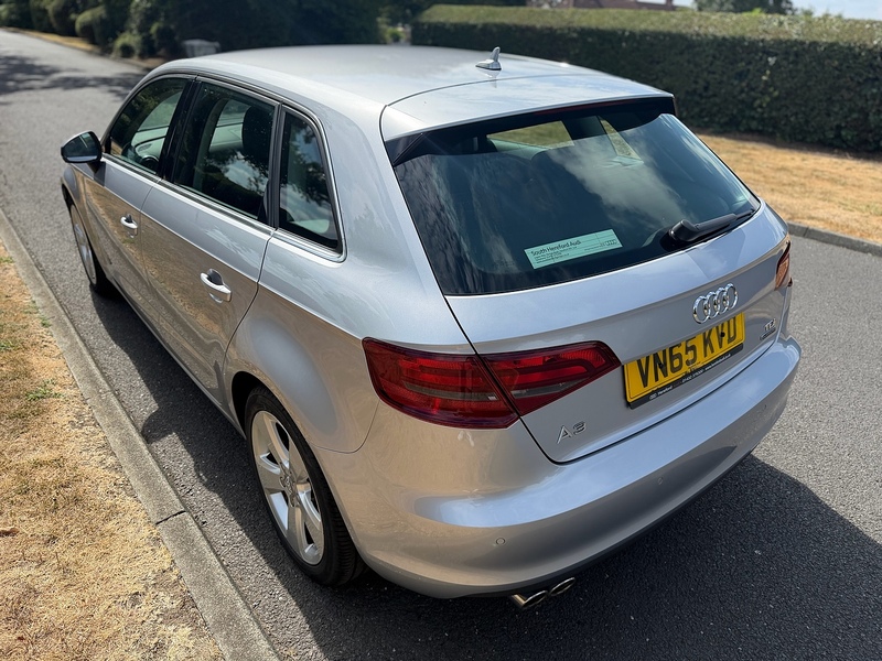 Audi 1.6 TDI Sport Sportback 5dr Diesel Manual quattro Euro 6 (s/s) (110 ps)