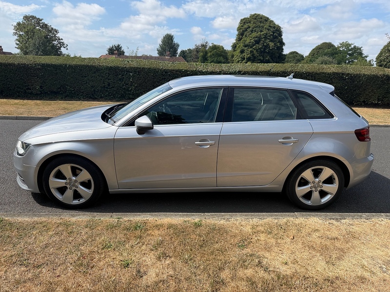 Audi 1.6 TDI Sport Sportback 5dr Diesel Manual quattro Euro 6 (s/s) (110 ps)