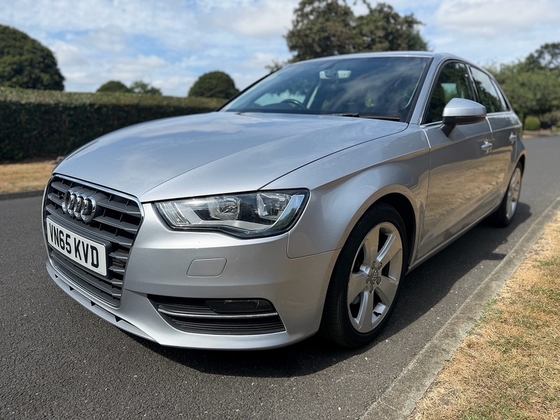 Audi 1.6 TDI Sport Sportback 5dr Diesel Manual quattro Euro 6 (s/s) (110 ps)
