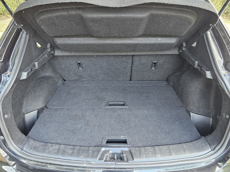 Nissan DIG-T Tekna SUV 1.3 Manual Petrol