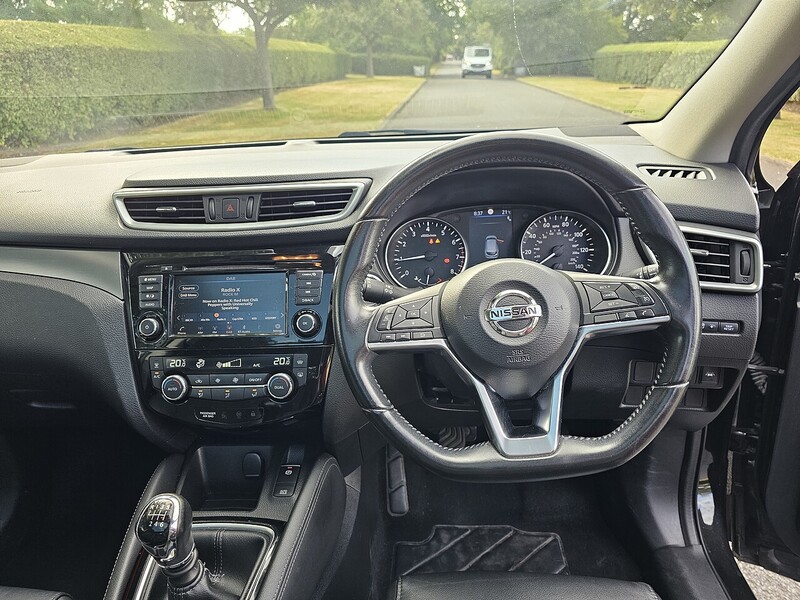 Nissan DIG-T Tekna SUV 1.3 Manual Petrol