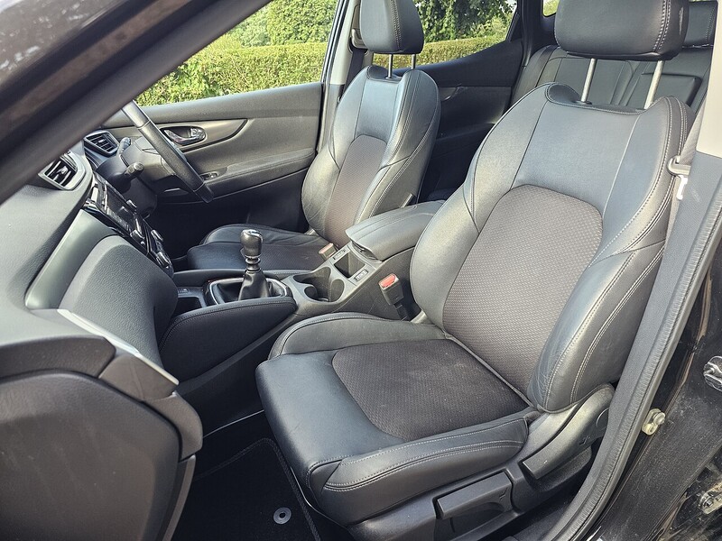 Nissan DIG-T Tekna SUV 1.3 Manual Petrol