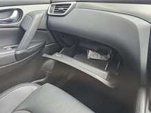 Nissan Qashqai DIG-T Tekna 