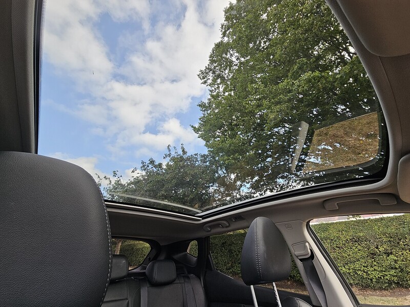 Nissan DIG-T Tekna SUV 1.3 Manual Petrol
