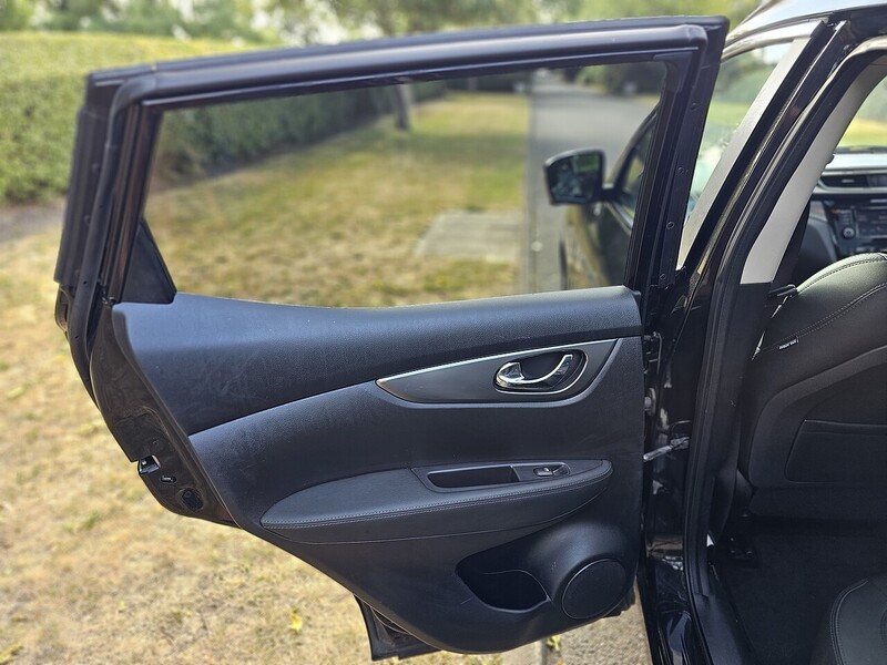Nissan DIG-T Tekna SUV 1.3 Manual Petrol