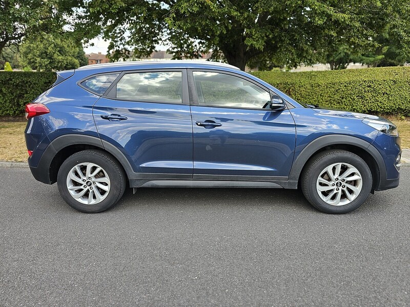 Hyundai GDi Blue Drive SE Nav SUV 1.6 Manual Petrol