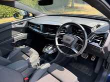 Audi Q4 e-tron S line 