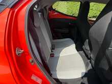 Toyota AYGO VVT-i x-cite 