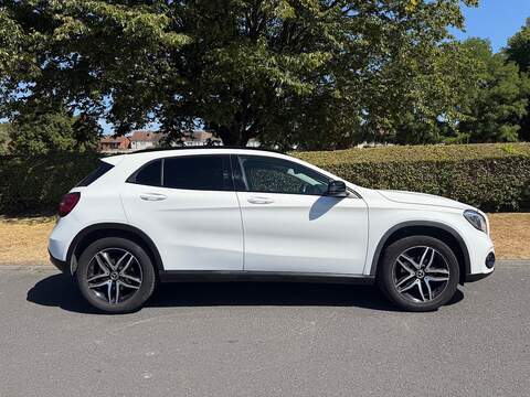 1.6 GLA180 Urban Edition SUV 5dr Petrol Manual Euro 6 (s/s) (122 ps)