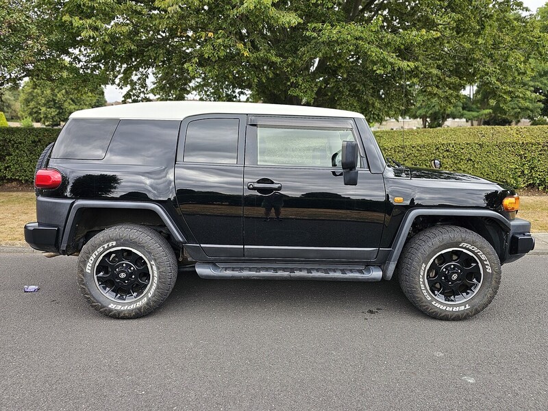 Toyota FJ Cruiser 4.0 5dr SUV Automatic Petrol