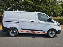 Ford Transit Custom 320 EcoBlue Leader 