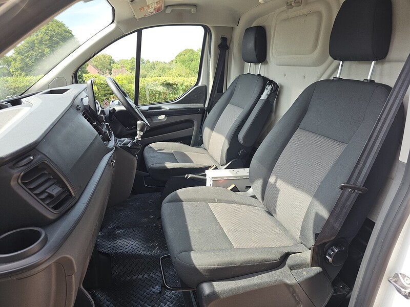 Ford 320 EcoBlue Leader Panel Van 2.0 Manual Diesel