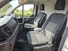 Ford Transit Custom 320 EcoBlue Leader 