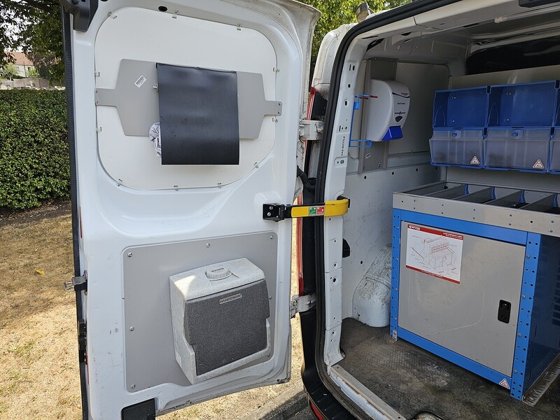 Ford 320 EcoBlue Leader Panel Van 2.0 Manual Diesel