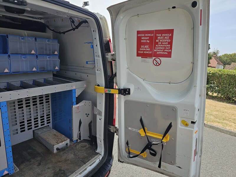 Ford 320 EcoBlue Leader Panel Van 2.0 Manual Diesel