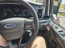 Ford Transit Custom 320 EcoBlue Leader 