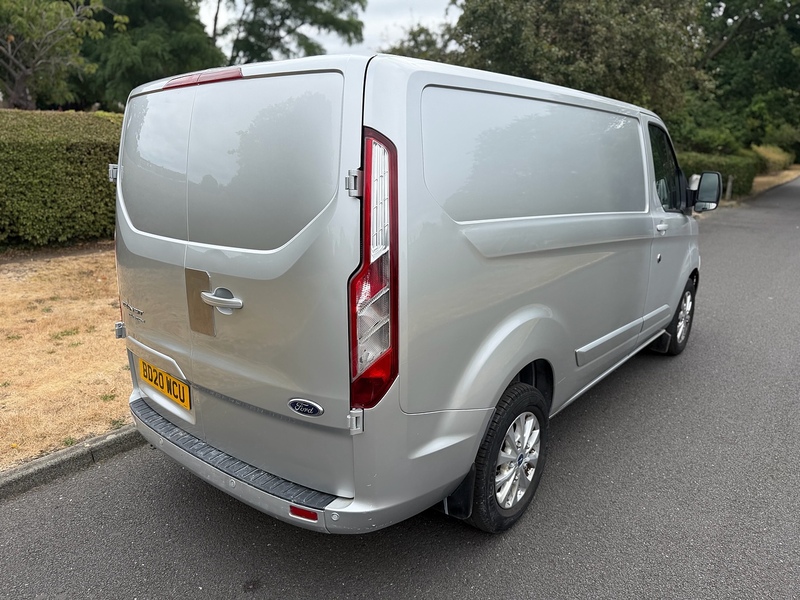 Ford 300 EcoBlue Limited Panel Van 2.0 Manual Diesel