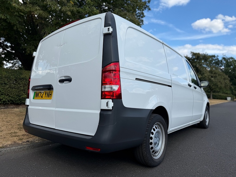 Mercedes-Benz 116 e Progressive Panel Van 0.0 Automatic Electric