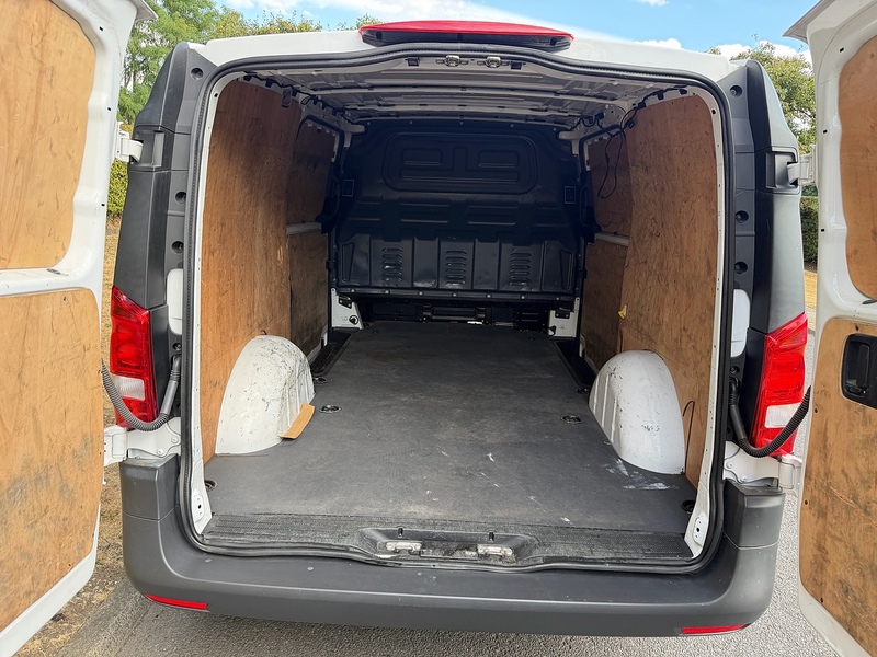 Mercedes-Benz 116 e Progressive Panel Van 0.0 Automatic Electric